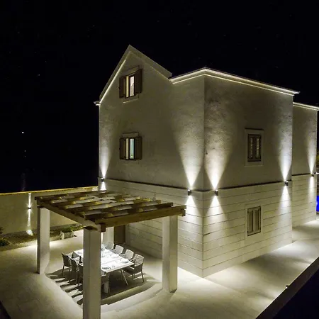Villa Carmen *